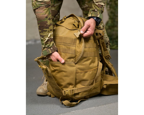 РЮКЗАК З ТРИМАЧЕМ ДЛЯ ШЛЕМУ BADGER OUTDOOR GUNNY 45Л РН3122